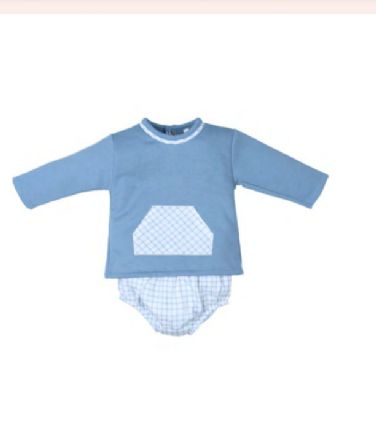 Conjunto de niño en color azul.