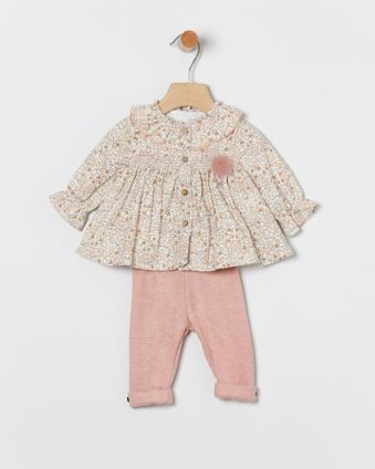Conjunto de pantalón largo en color rosa.Coco-acqua.