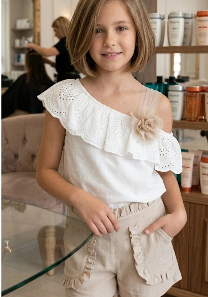 Conjunto de niña con tirante de tul.Basmarti. Conjunto de niña con tirante de tul.Basmarti.