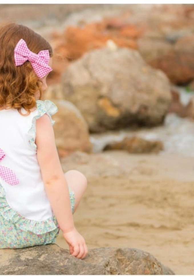 Conjunto de niña con un caballito de mar.Pequeños Piratas. Conjunto de niña con un caballito de mar.Pequeños Piratas.
