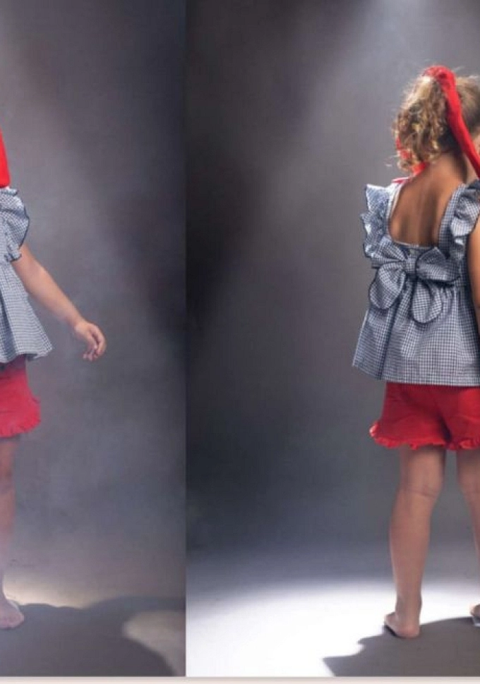 Conjunto de niña en color rojo.Basmarti.