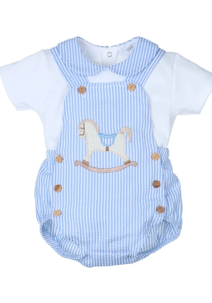 Conjunto de peto en color azul. Conjunto de peto en color azul.